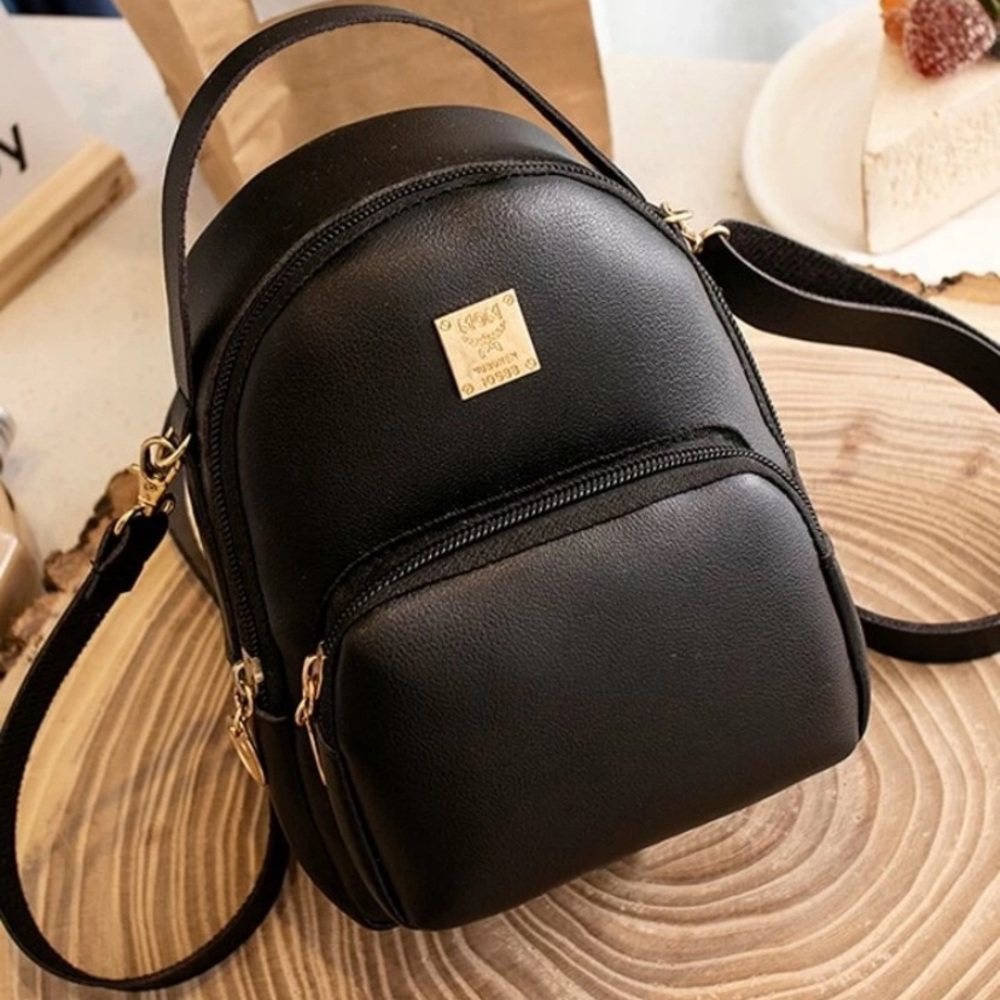 ✨Mini Backpack / Purse✨ - Picture 2 of 3